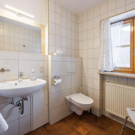 Reiter Inkl. Chiemgaukarte Apartmán *